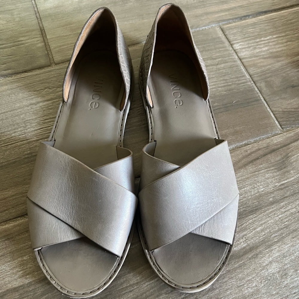 Vince Idara Suede & Canvas Flat Sandals 6 navy